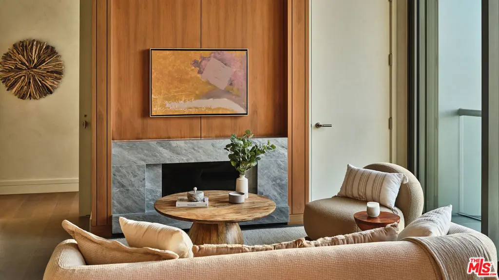 Condominium for sale at 211 W Elm Court 14C, Los Angeles, CA featuring 1 bed and 1 bath