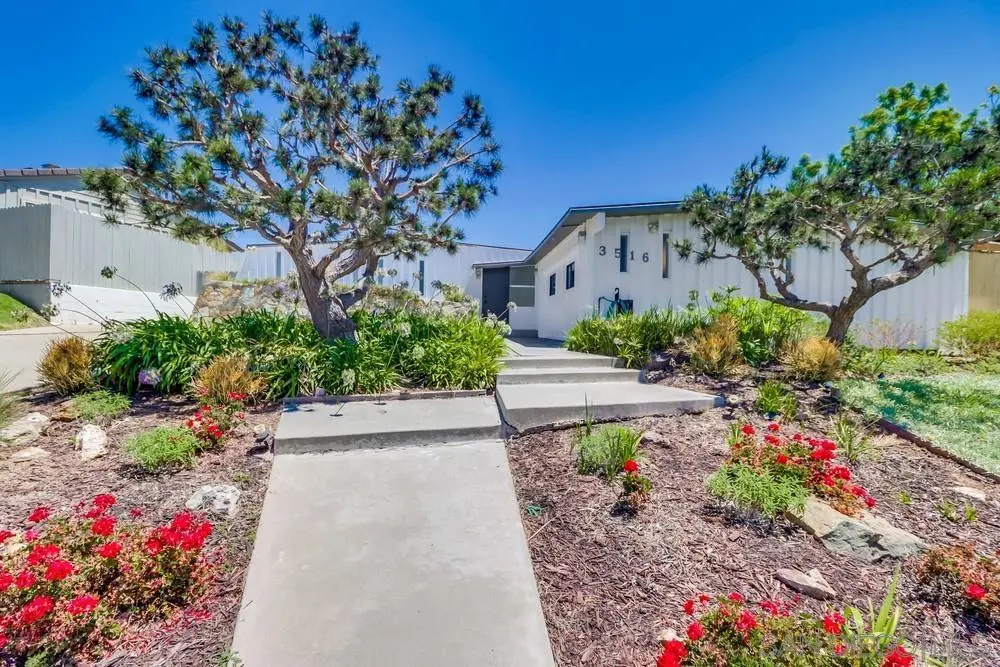 Single Family Residence for rent at 3516 Carleton Street, San Diego, CA featuring 4 beds and 2 baths