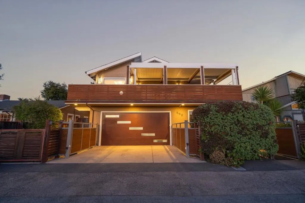 Single Family Residence for sale at 562 36th Avenue, Santa Cruz, CA featuring 4 beds and 4 baths