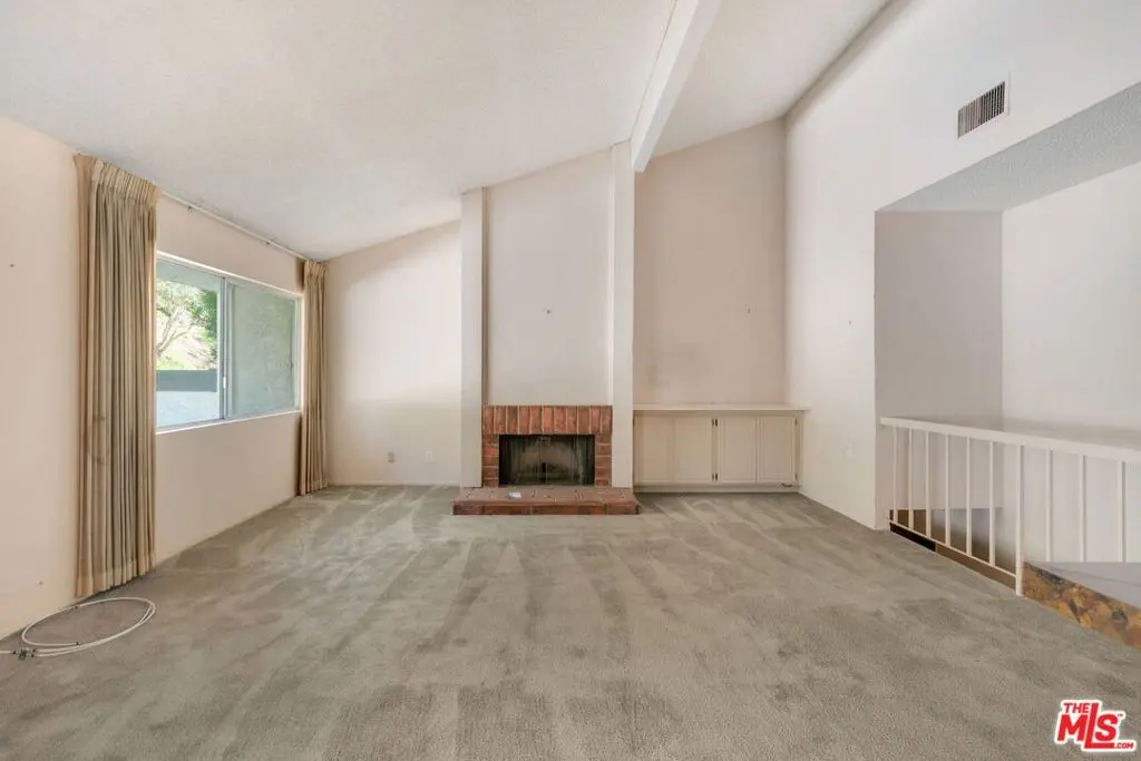 17105 Palisades Circle, Pacific Palisades, CA — listing photo 1