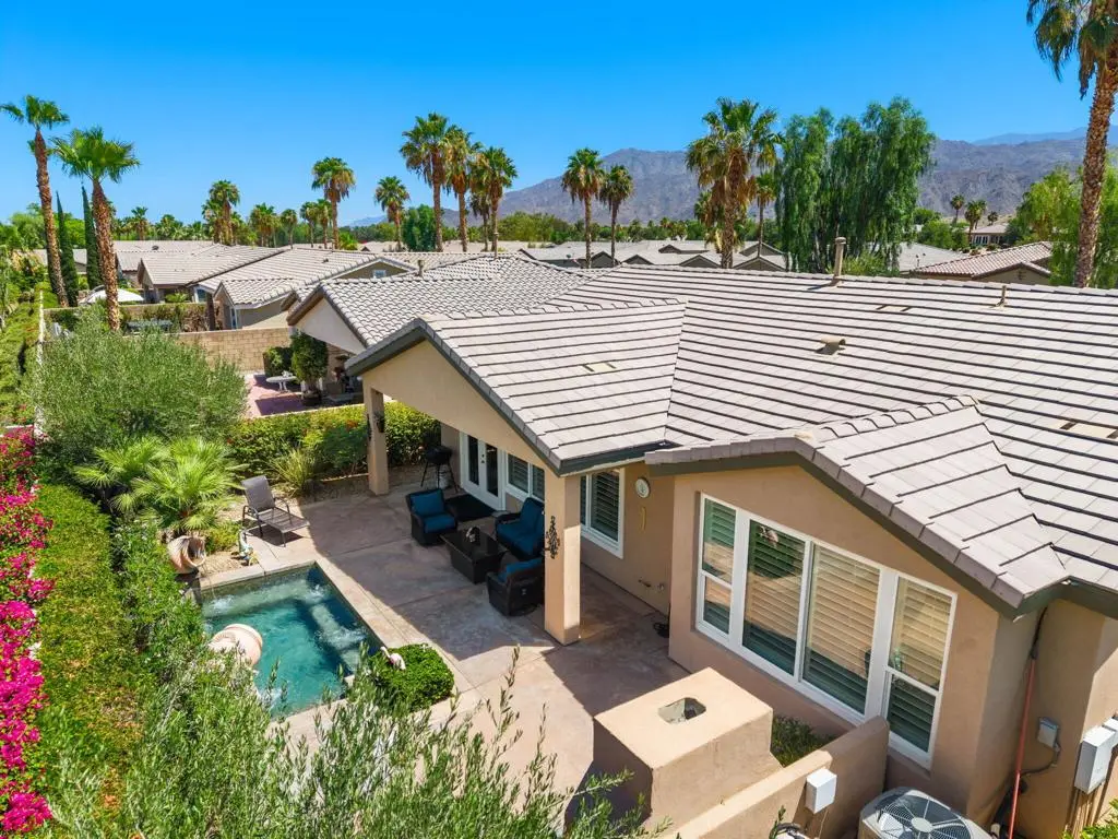 Single Family Residence for rent at 81160 Red Rock Road, La Quinta, CA featuring 2 beds and 2 baths