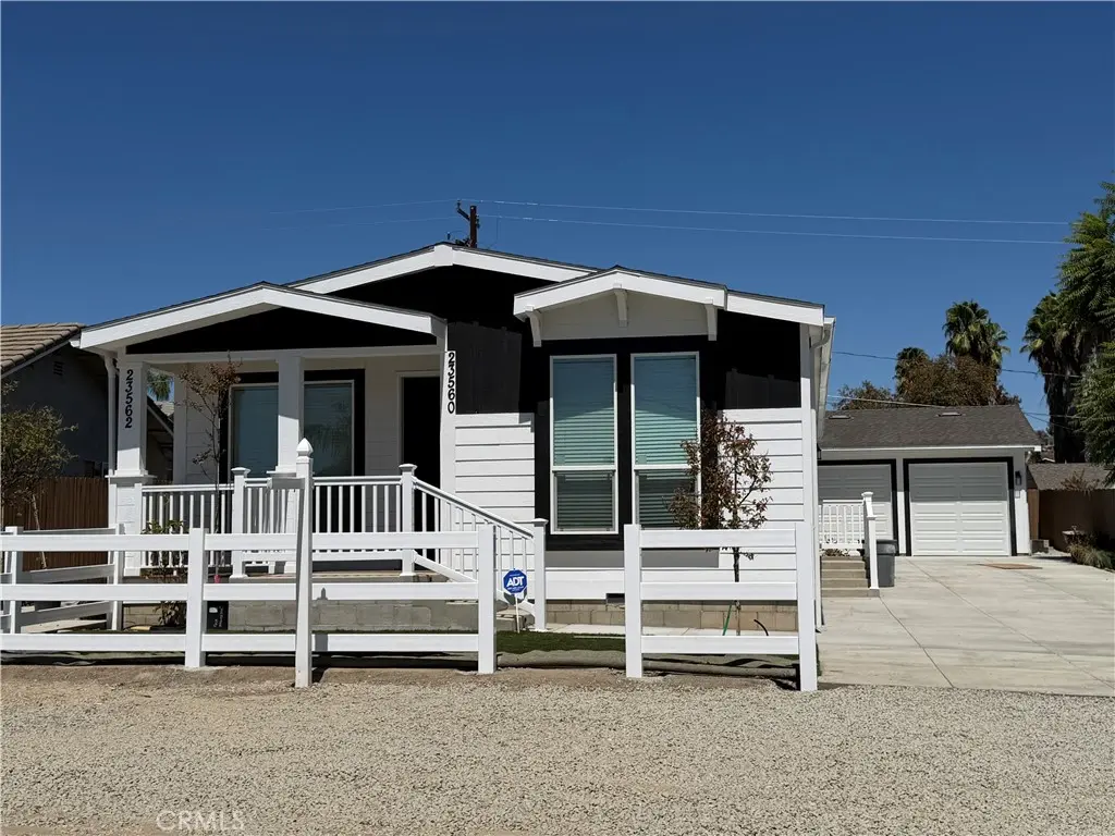 Manufactured On Land for rent at 23560 Vista Way, Menifee, CA featuring 3 beds and 2 baths
