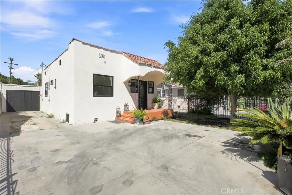 Single Family Residence for sale at 123 E 108th, Los Angeles, CA featuring 3 beds and 2 baths