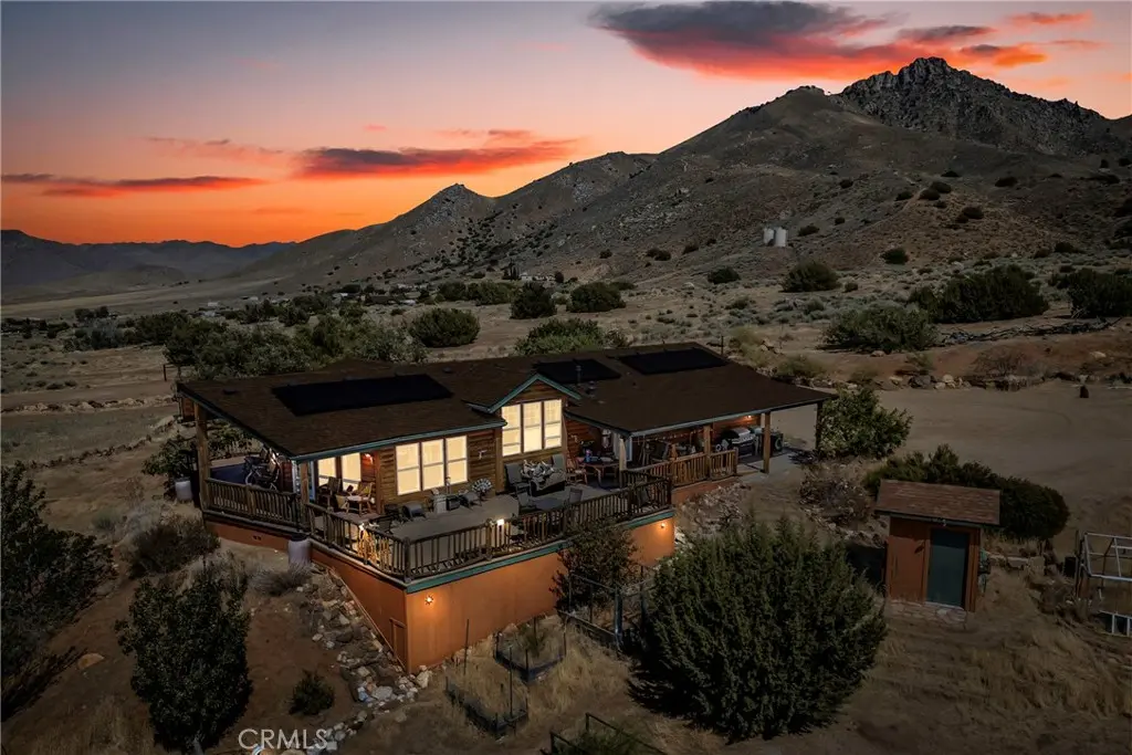 3743 Brooks, Weldon, CA — listing photo 1