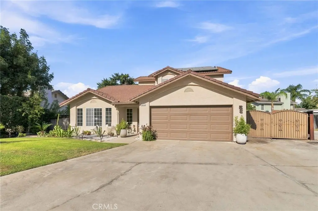Single Family Residence for sale at 2670 Bliss, Clovis, CA featuring 4 beds and 3 baths