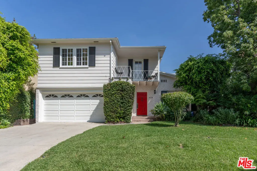 Single Family Residence for rent at 620 N Cherokee Avenue, Los Angeles, CA featuring 4 beds and 5 baths