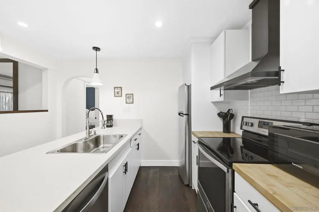 Condominium for sale at 13788 Ruette Le Parc D, Del Mar, CA featuring 1 bed and 1 bath