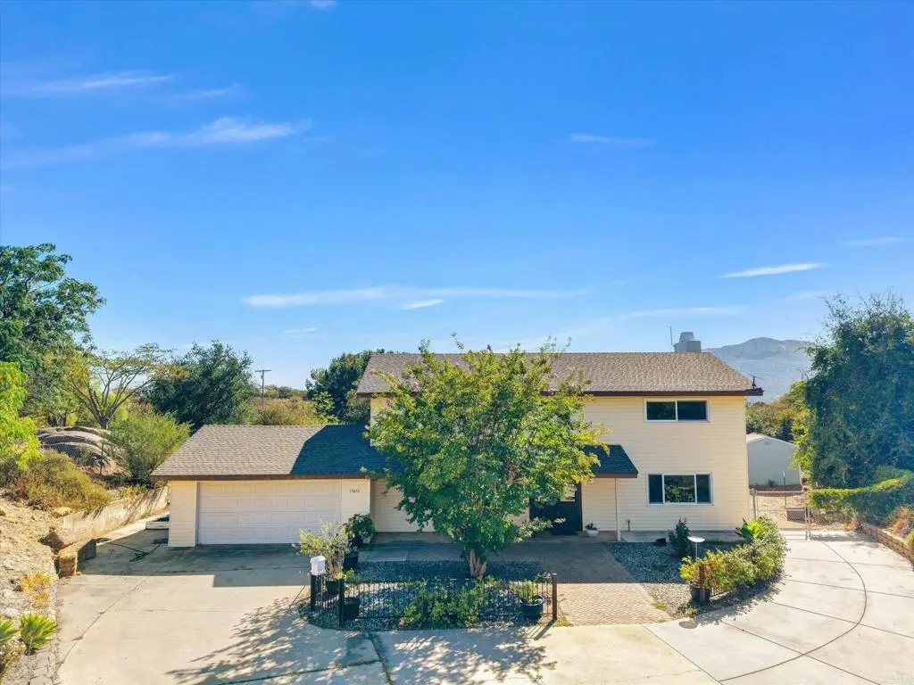 Residential Lease for rent at 15436 Las Manzanitas Road, Ramona, San Diego County, CA featuring 4 beds and 3 baths