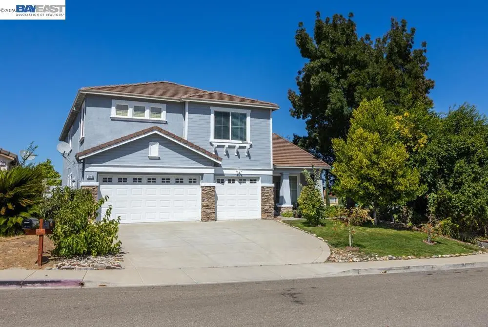 Single Family Residence for sale at 5506 Dawnview Way, Antioch, CA featuring 5 beds and 5 baths