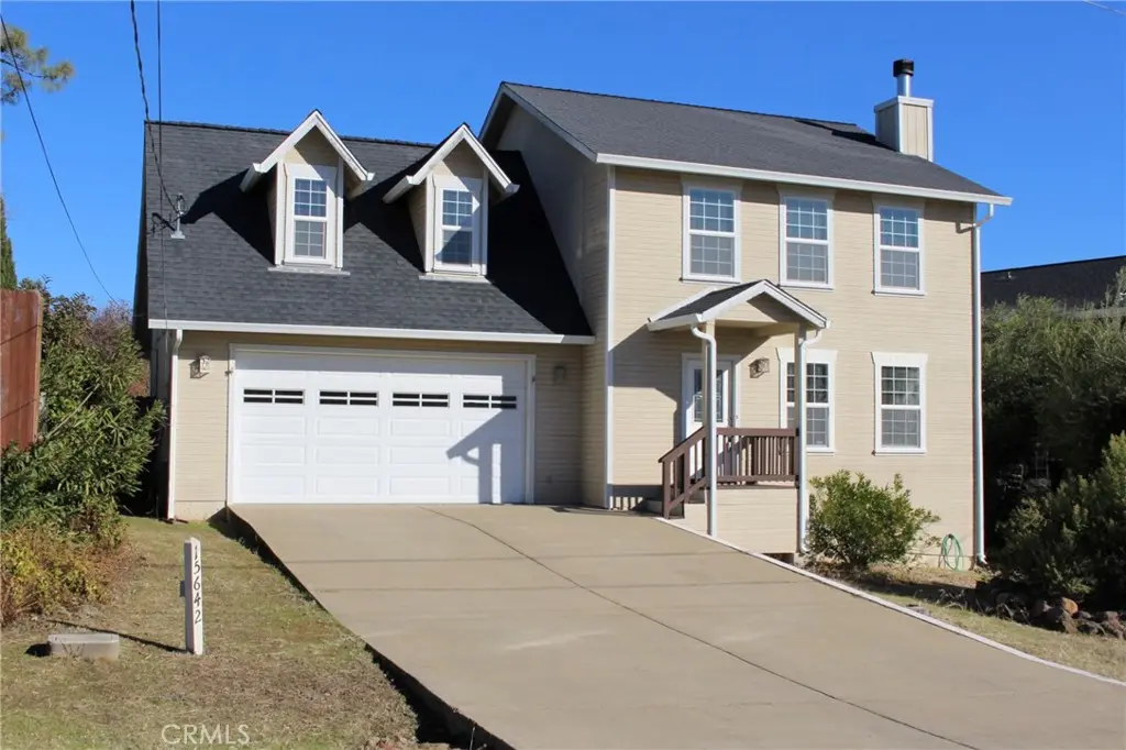 Residential Lease for rent at 15642 Little Peak, Hidden Valley Lake, Lake County, CA featuring 3 beds and 3 baths