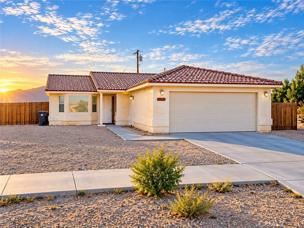2319 Shore Isle Avenue, Thermal, CA — listing photo 1