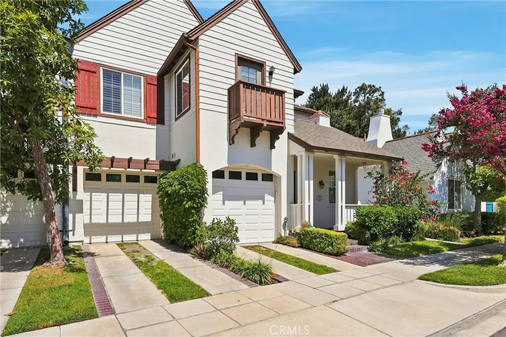 Residential Lease for rent at 82 Winslow, Irvine, Orange County, CA featuring 4 beds and 4 baths