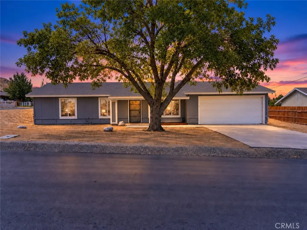 40205 162nd Street E, Palmdale, CA — listing photo 1