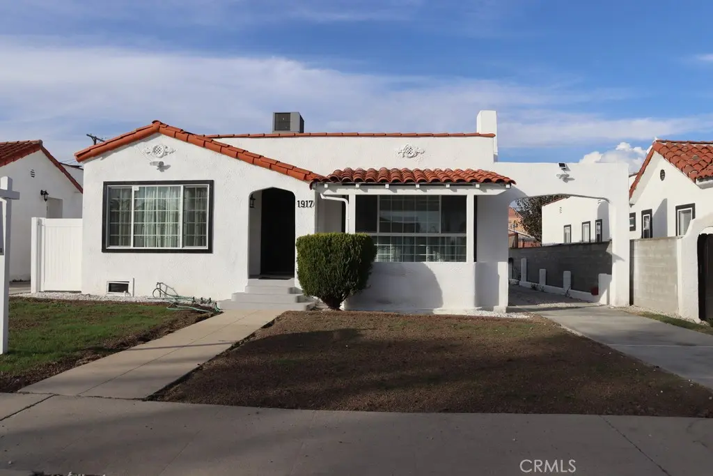 Single Family Residence for rent at 1917 W 74th, Los Angeles, CA featuring 4 beds and 3 baths