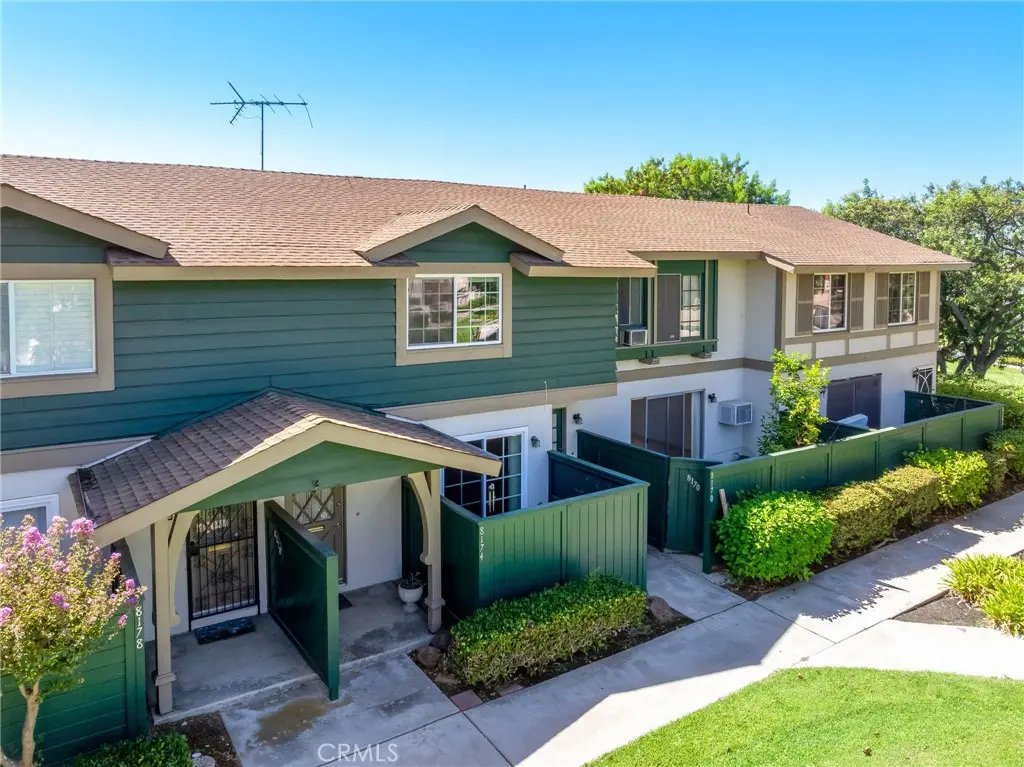8174 Glengarry Green, Buena Park, CA — listing photo 1