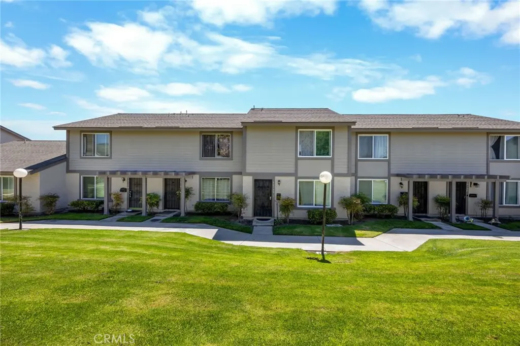 3010 Bradford D, Santa Ana, CA — listing photo 1