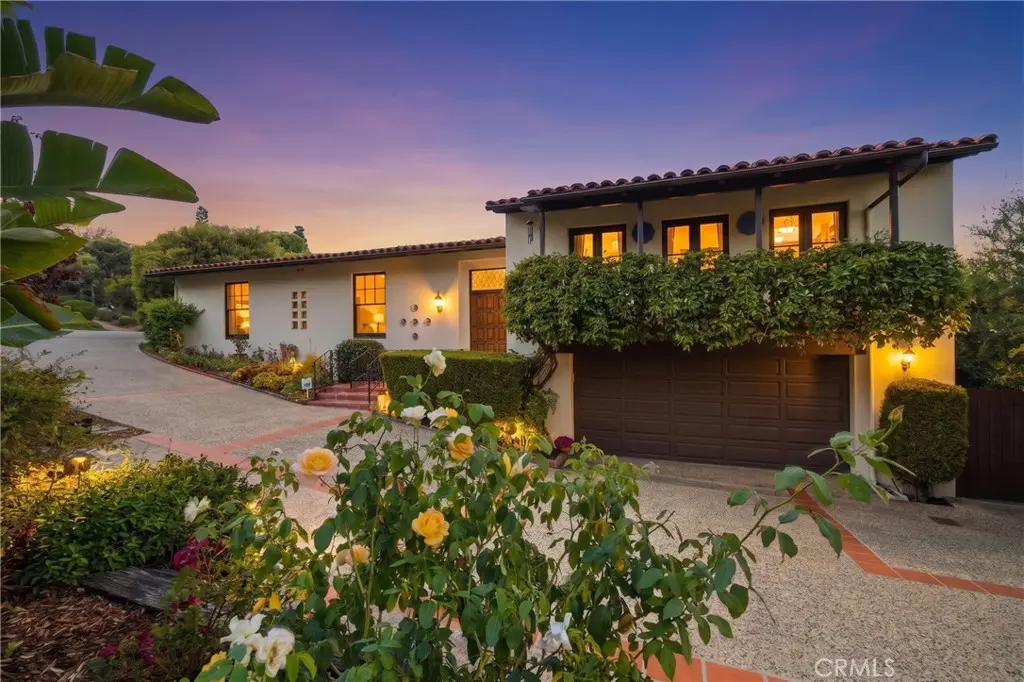 Single Family Residence for sale at 709 Via Del Monte, Palos Verdes Estates, CA featuring 3 beds and 3 baths