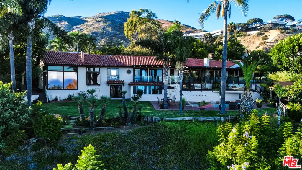 3400 Coast View Drive, Malibu, CA — listing photo 1