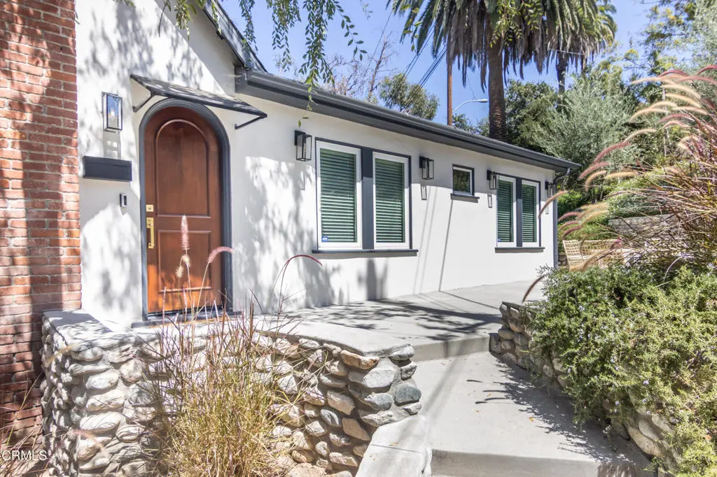 Single Family Residence for rent at 75 Grace Terrace, Pasadena, CA featuring 2 beds and 2 baths