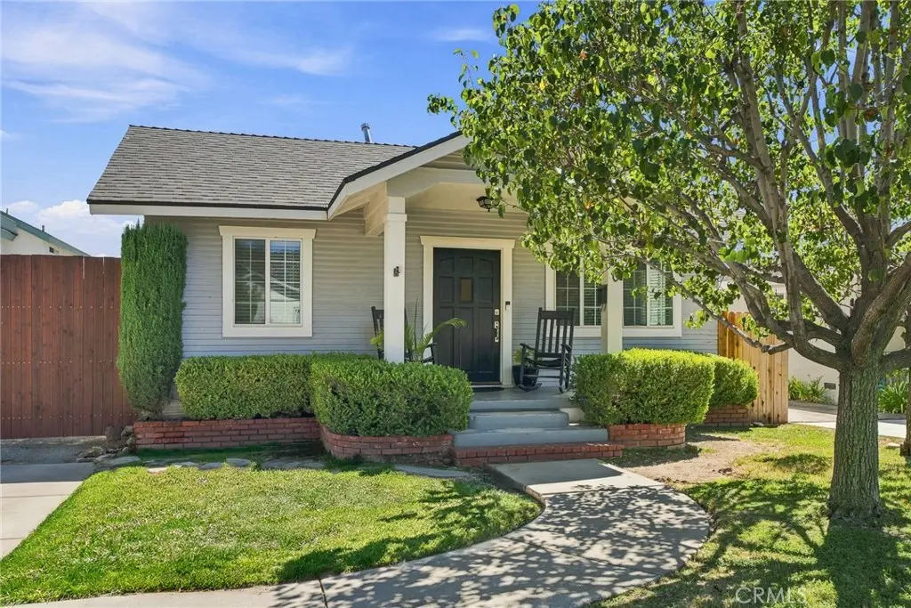 810 W Olive Avenue, Monrovia, CA — listing photo 1