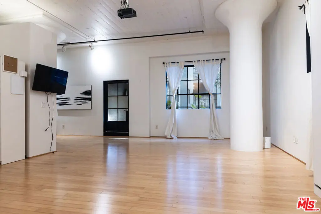Condominium for sale at 420 S San Pedro Street 231, Los Angeles, CA and 1 bath