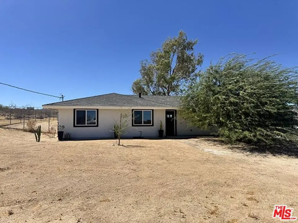 6836 Mount Shasta Avenue, Joshua Tree, CA — listing photo 1