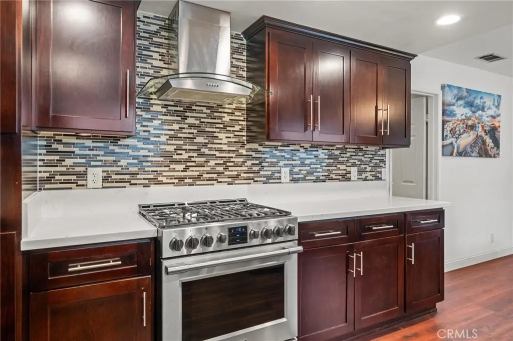 5048 W 121st Street, Hawthorne, CA — listing photo 1
