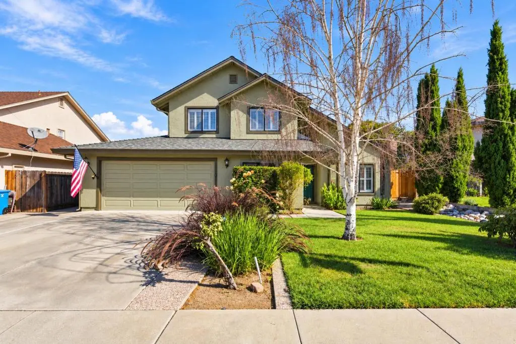 Single Family Residence for sale at 1320 Terrace Drive, Hollister, CA featuring 3 beds and 3 baths