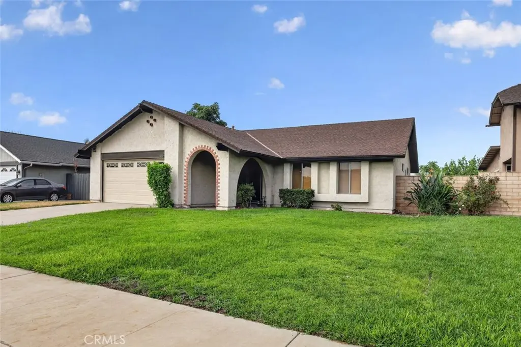 11054 Wesley Avenue, Montclair, CA — listing photo 1