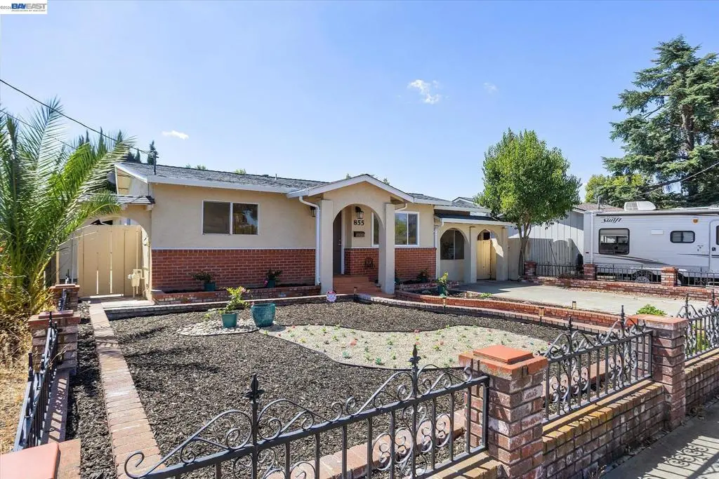 Single Family Residence for sale at 855 Olivina Avenue, Livermore, CA featuring 4 beds and 2 baths