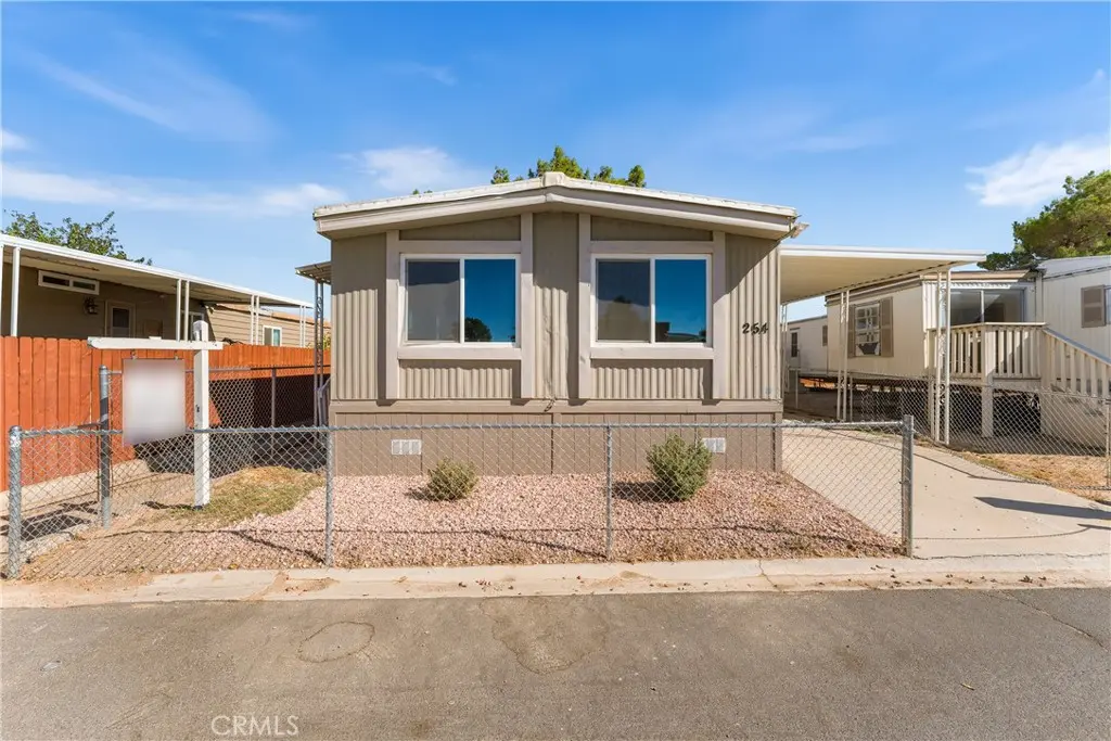 3300 15th W 254, Rosamond, CA — listing photo 1