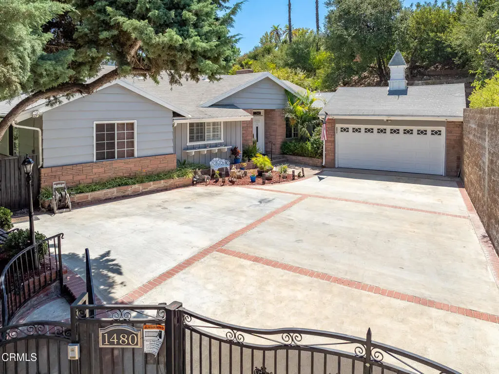 1480 E Glenoaks Boulevard, Glendale, CA — listing photo 1