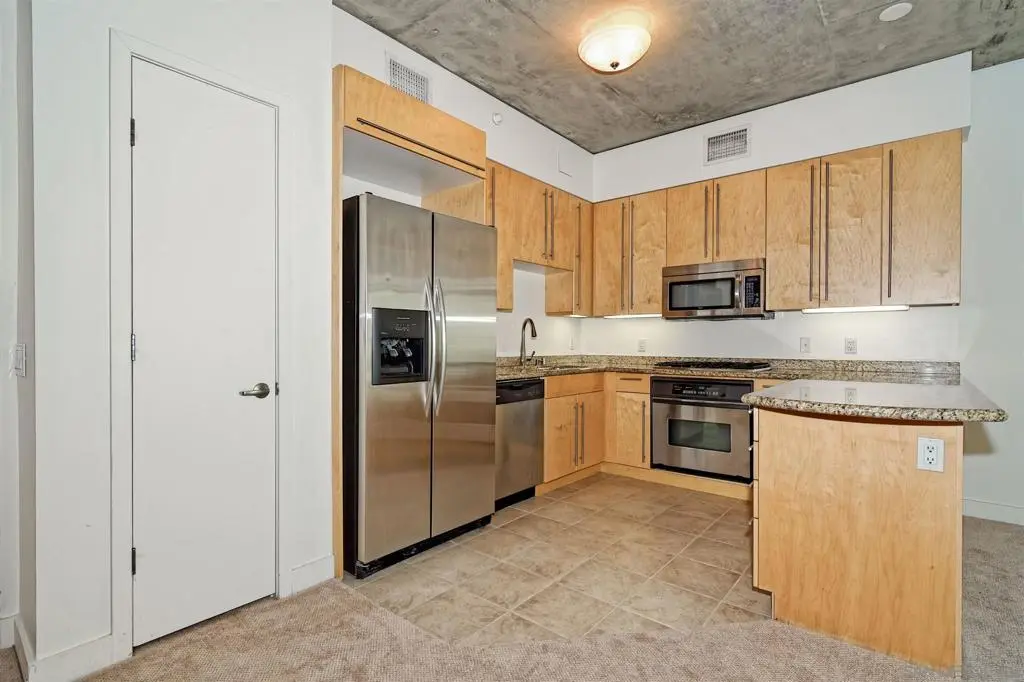 Single Family Residence for rent at 801 Ash St 204, San Diego, CA featuring 2 beds and 2 baths