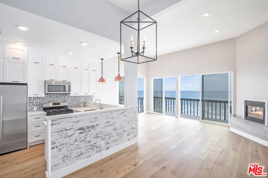 Apartment for rent at 25328 Malibu Road A, Malibu, CA featuring 2 beds and 2 baths