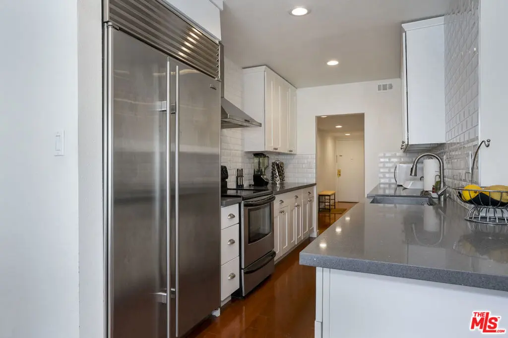 5845 Doverwood Drive 213, Culver City, CA — listing photo 1