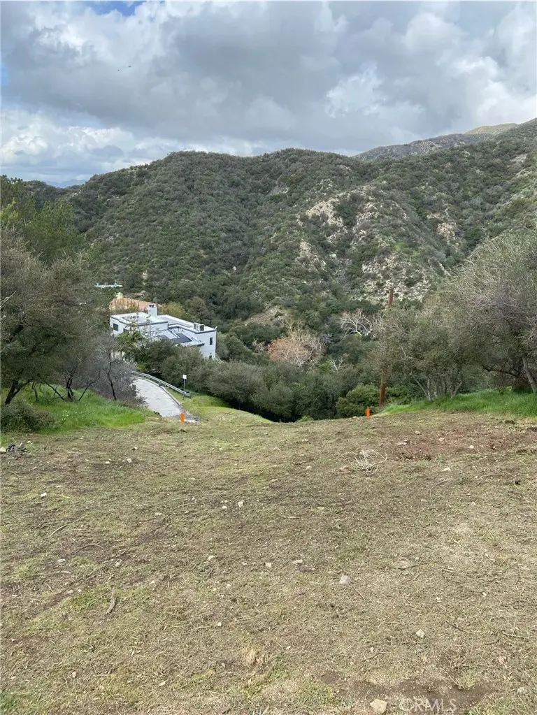 6088 Sister Elsie Drive, Tujunga, CA — listing photo 1