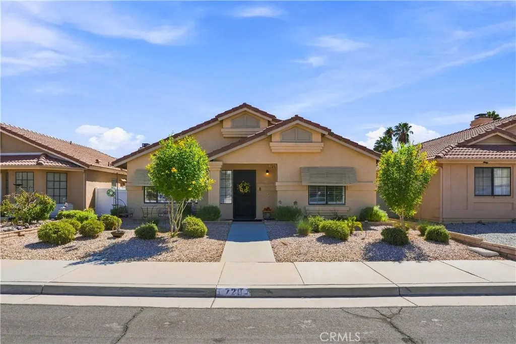 Single Family Residence for sale at 720 Via Casitas, Hemet, CA featuring 2 beds and 2 baths