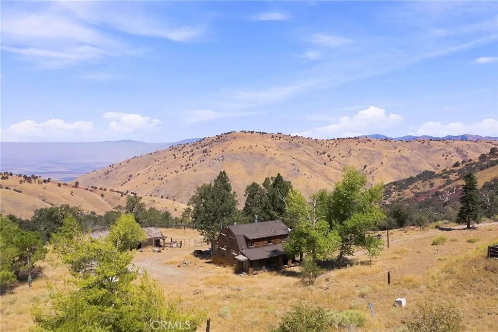 7700 Digier Road, Frazier Park, CA — listing photo 1