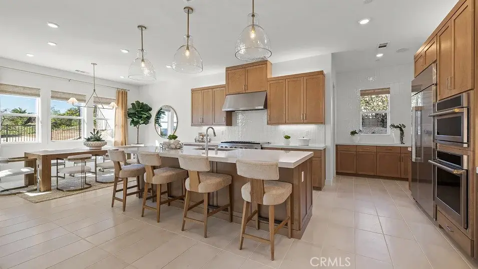 710 Ledgestone Drive, Santa Paula, CA — listing photo 1