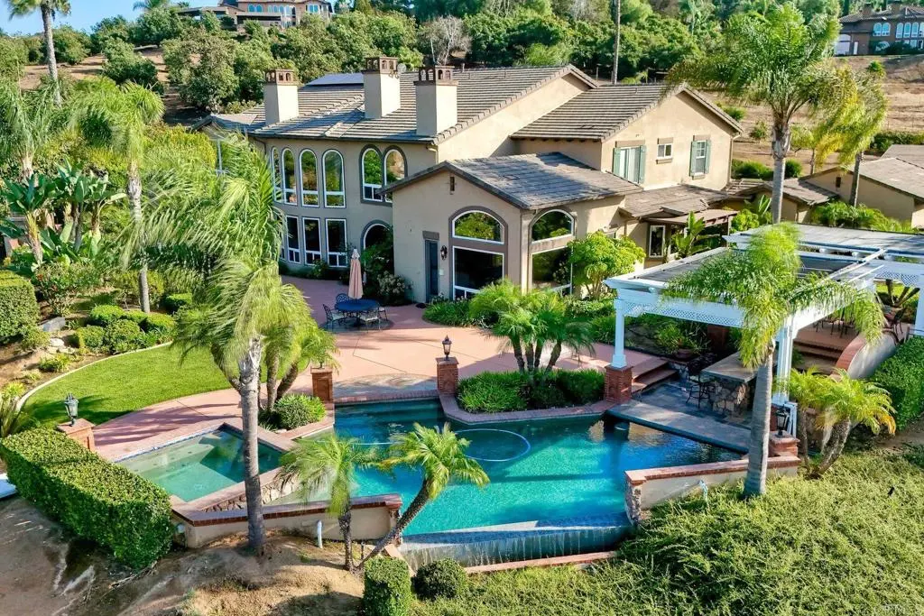 30893 Villa Toscana, Bonsall, CA — listing photo 1