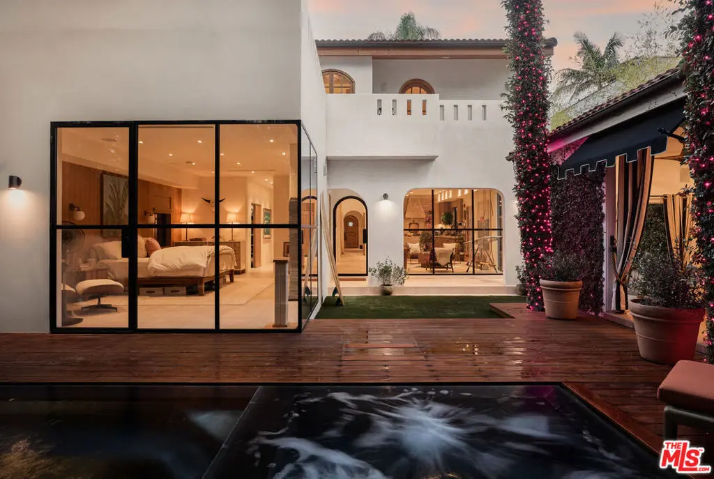 Single Family Residence for sale at 918 N La Jolla Avenue, West Hollywood, CA featuring 4 beds and 5 baths