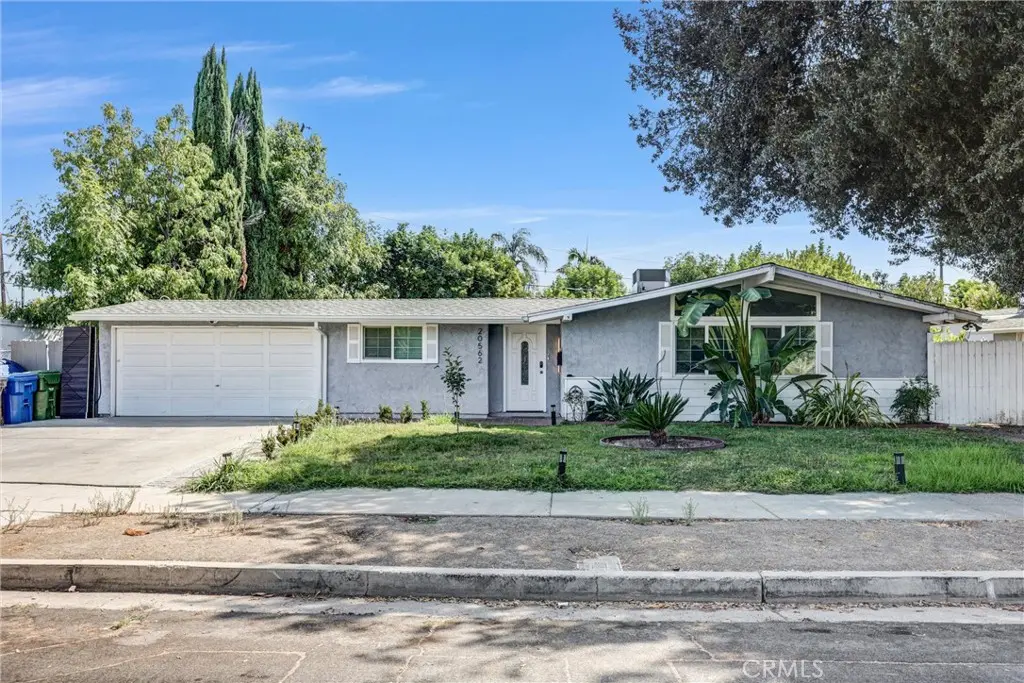 20562 Skouras, Winnetka, CA — listing photo 1