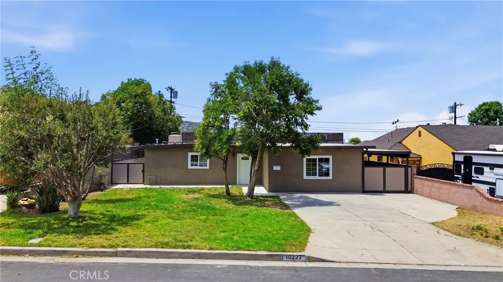 10227 Mcvine, Sunland, CA — listing photo 1