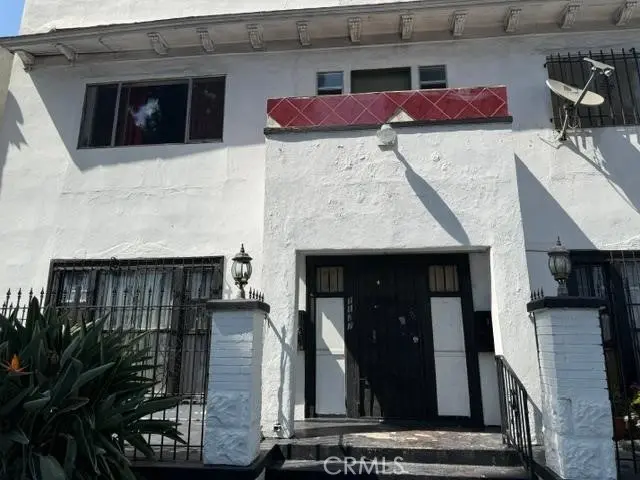 Mixed Use for sale at 1127 W Martin Luther King Jr, Los Angeles, CA