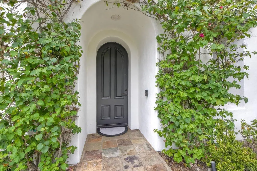 Single Family Residence for rent at 14660 Via Monteverde, San Diego, CA featuring 4 beds and 4 baths