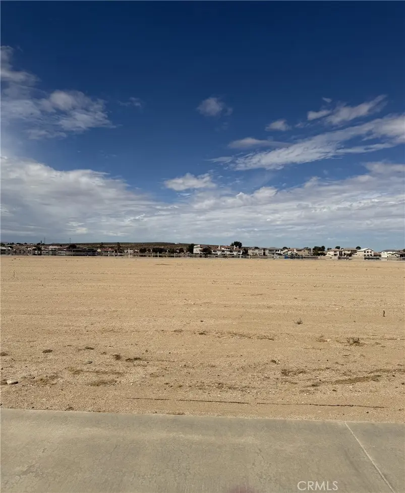 10 Lakeview, Helendale, CA — listing photo 1