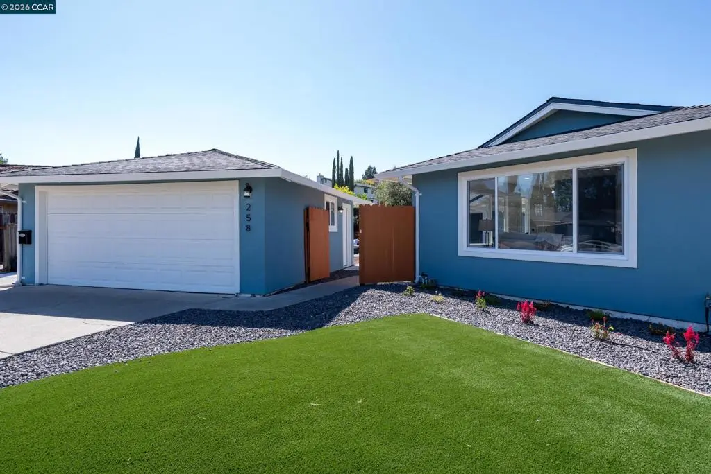 Single Family Residence for sale at 258 Azalea Court, Fairfield, CA featuring 3 beds and 2 baths