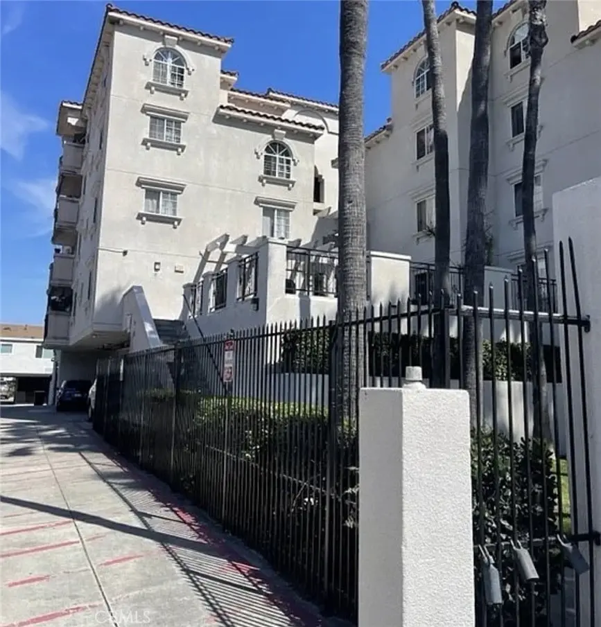 7018 Rita Ave #404, Huntington Park, CA — listing photo 1