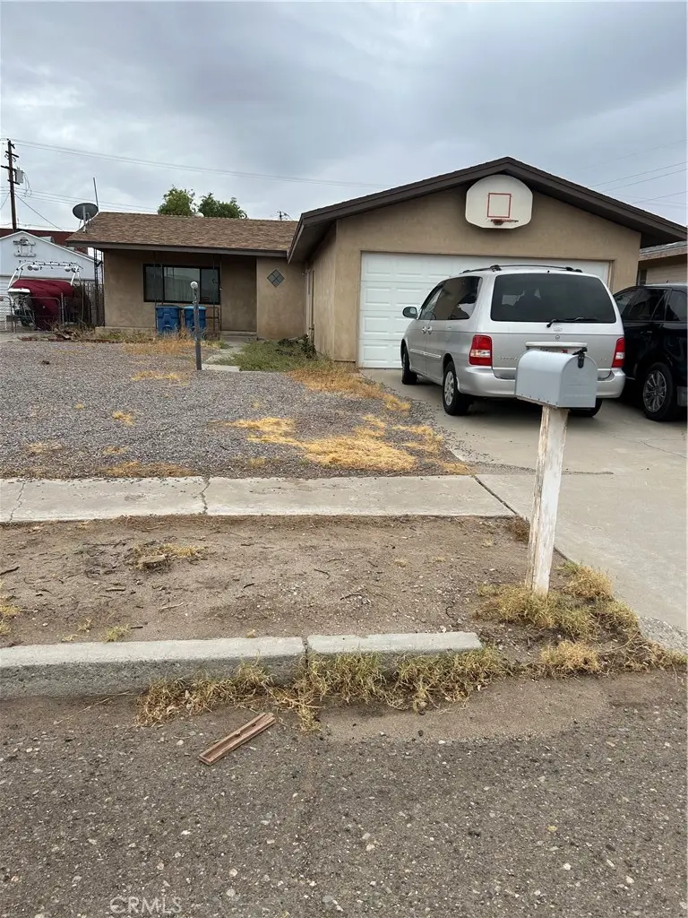 555 California, Needles, CA — listing photo 1