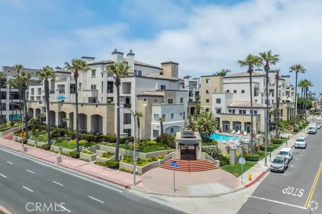 200 Pacific Coast Highway 149, Huntington Beach, CA — listing photo 1